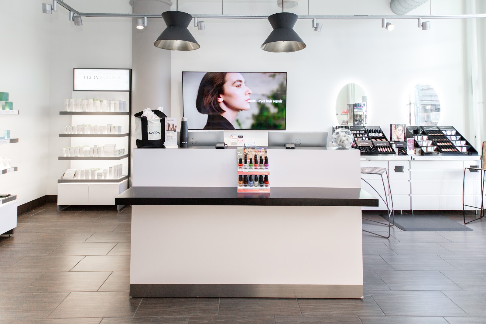 Neroli Salon & Spa - Downtown nail photo 1
